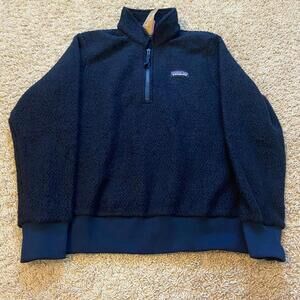 Womem’s Patagonia Woolyester Fleece Pullover
